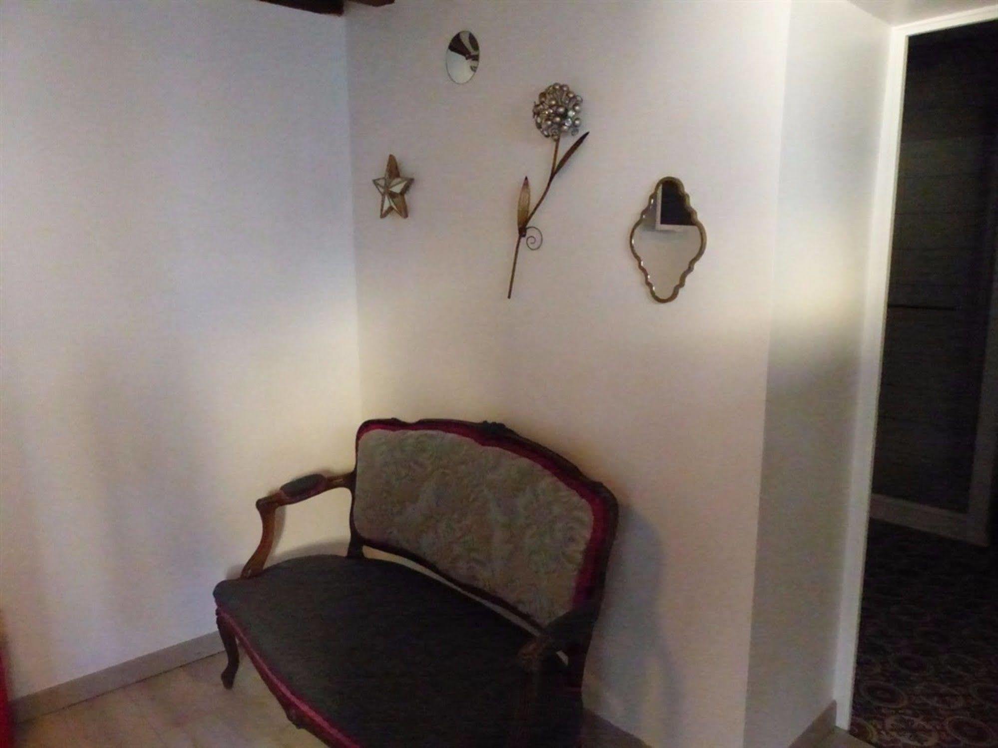 Chambre D'Hotes Logis De Saint Jean Bayeux Eksteriør billede
