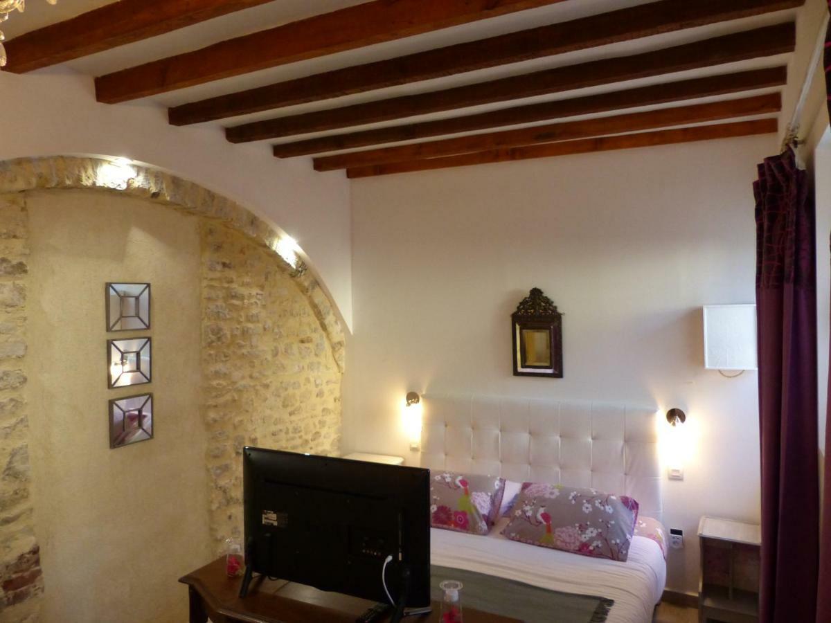 Chambre D'Hotes Logis De Saint Jean Bayeux Eksteriør billede