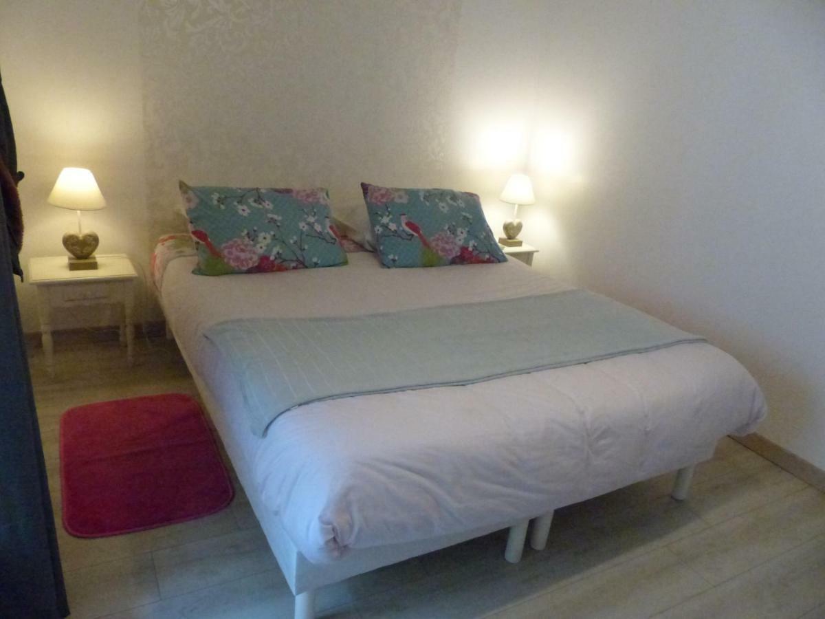 Chambre D'Hotes Logis De Saint Jean Bayeux Eksteriør billede
