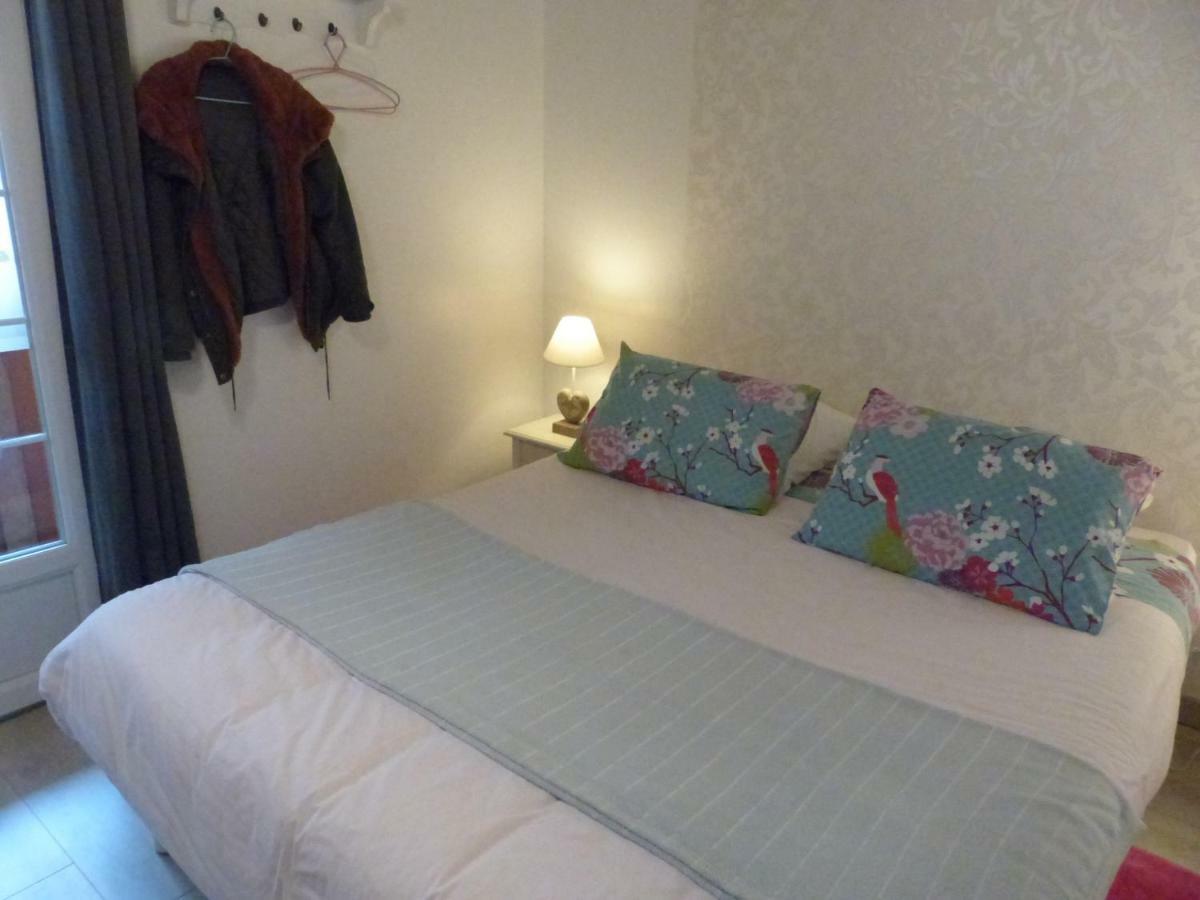 Chambre D'Hotes Logis De Saint Jean Bayeux Eksteriør billede